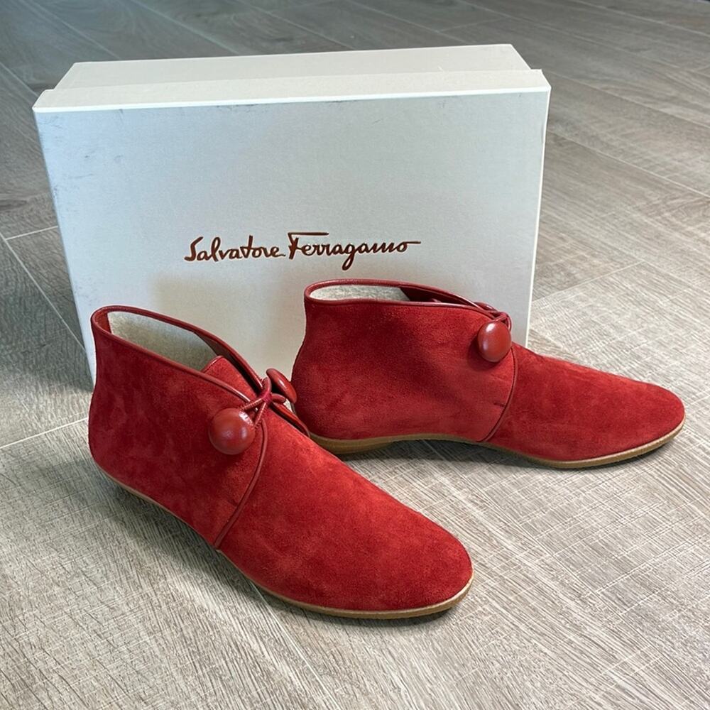 NIB SALVATORE FERRAGAMO OTTAVIANA Limited Edition Red Suede Boot Womens